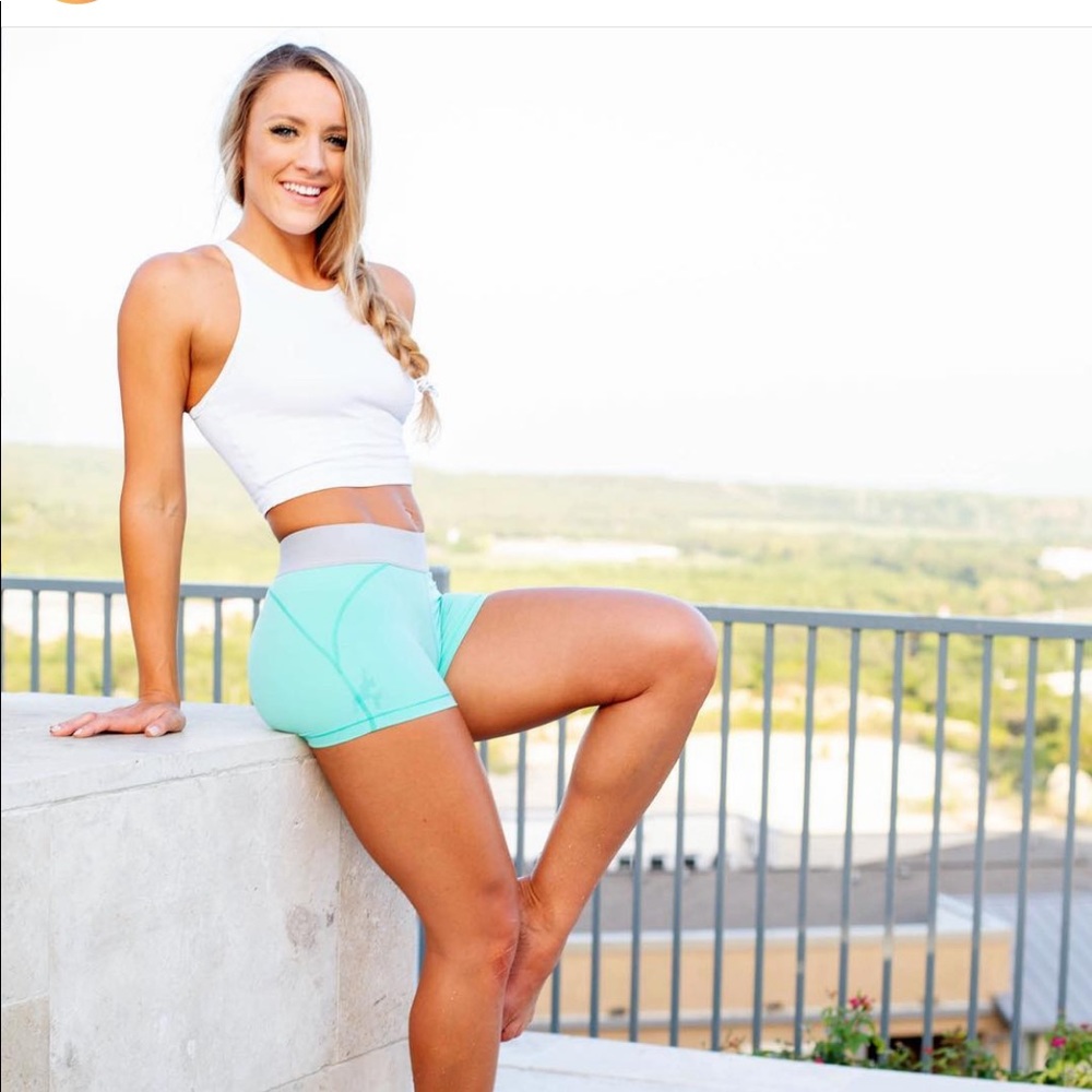 Demi Shorts - Poolside